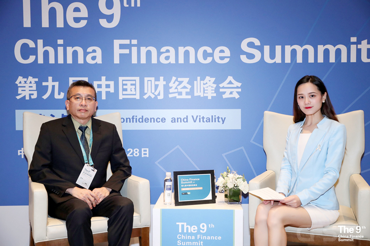 仲利國際斬獲榮獲第九屆財經(jīng)峰會“2020商業(yè)模式引領(lǐng)獎”