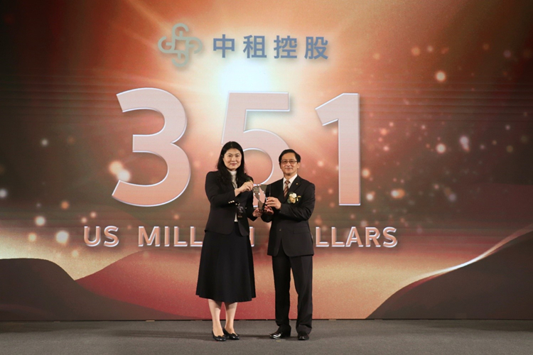 感念一路引領(lǐng)：“中租控股”母親節(jié)快樂(lè)！
